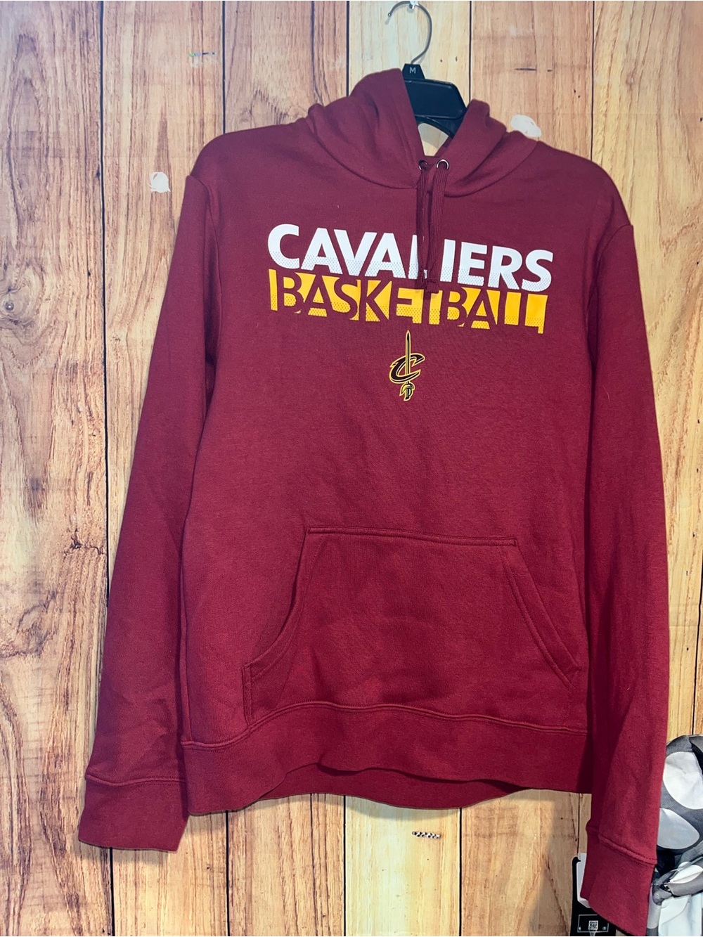Men's Cleveland Cavaliers Basketball Hoodie NWT NBA